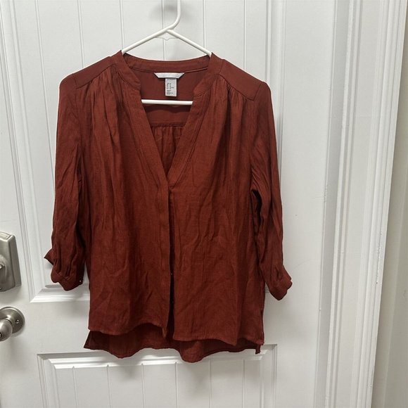 H&M Tops - H&M Flowy Button Front Top Gauzy Flowy V Neck Orange Red Rust
